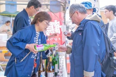 新酒まつりの様子
