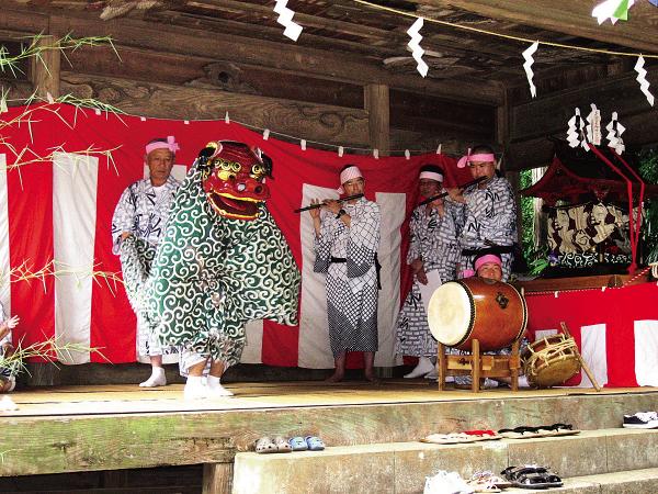 大戸見の神楽の写真