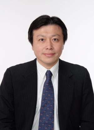 酒井医師　写真