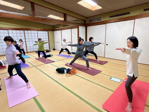 ゆるヨガ　活動写真