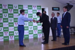感謝状（戸崎）