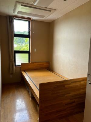 仮眠室・更衣室