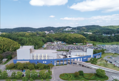 文化ホール空撮