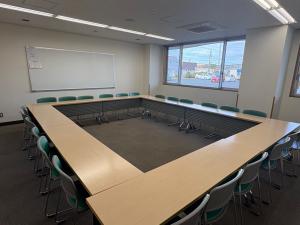 会議室102　定員24名