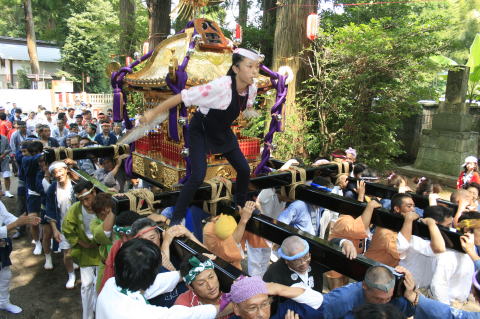 八雲神社祭礼の写真