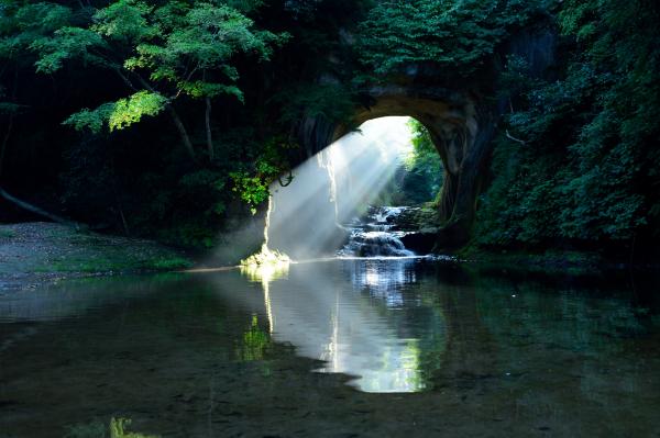 濃溝の滝（亀岩の洞窟）13