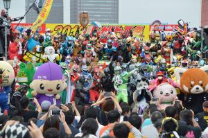 日本ローカルヒーロー祭の集合写真